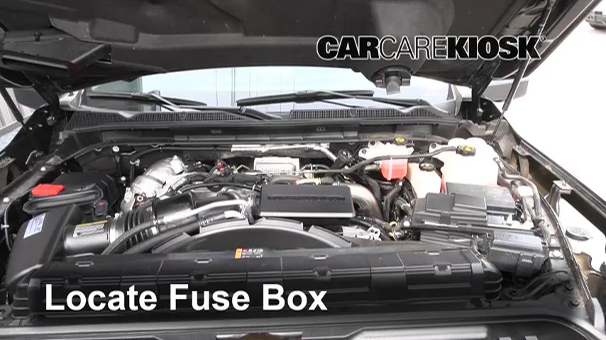 2021 GMC Sierra 3500 HD Denali 6.6L V8 Turbo Diesel Fusible (moteur)